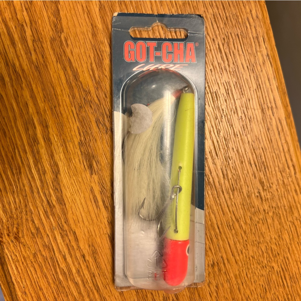 Sea Striker G1508-WT 2 oz Got-Cha lure